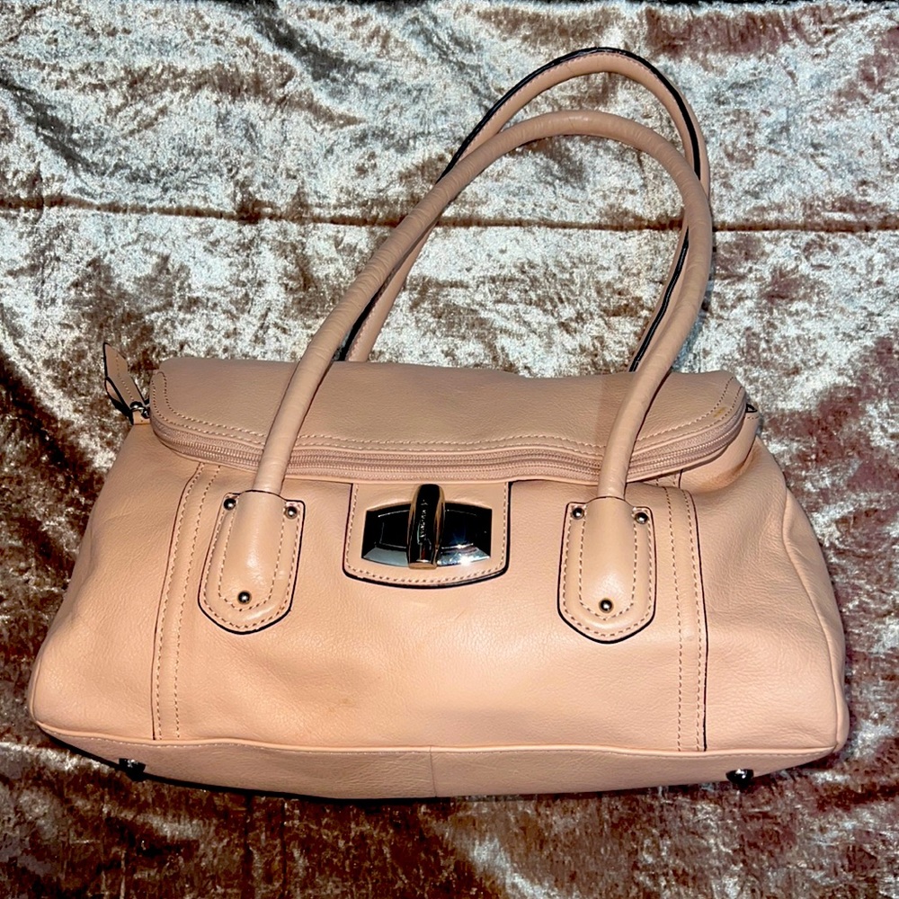 PRISTINE B. MAKOWSKI PEACH 🍑 LEATHER PURSE
